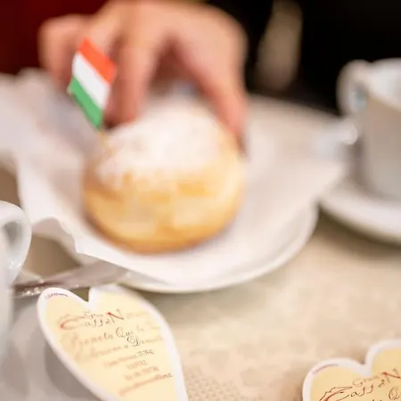 Il Divino לינה וארוחת בוקר 4*